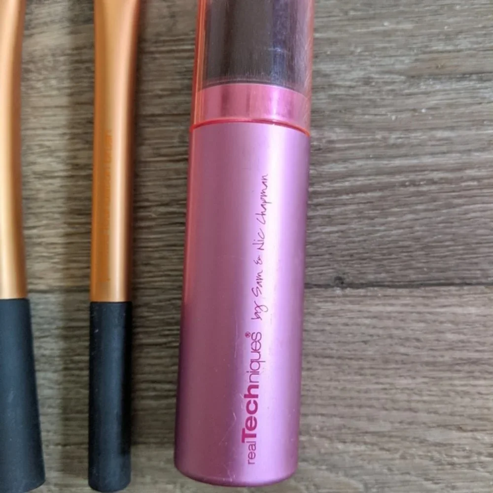 Real Techniques Makeup Face Brush Bundle 3 Piece Set